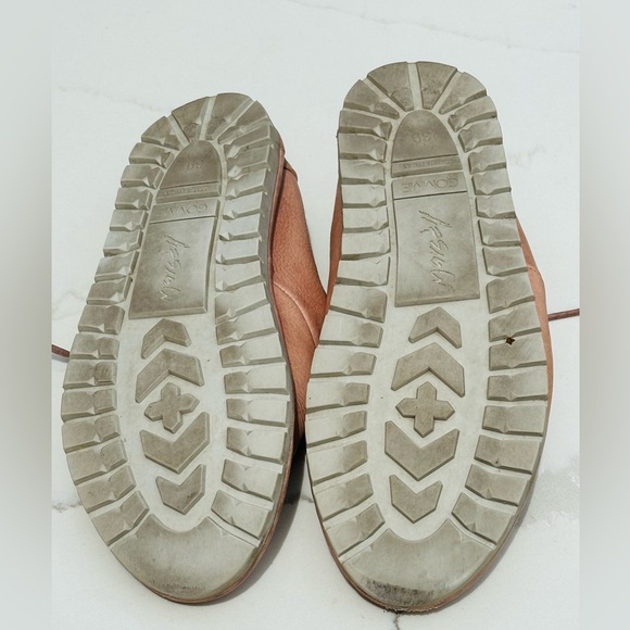 Acne Studios Pink Loafers - barely worn - Picture 3 of 4